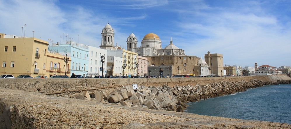 apartamentos turísticos en Cádiz